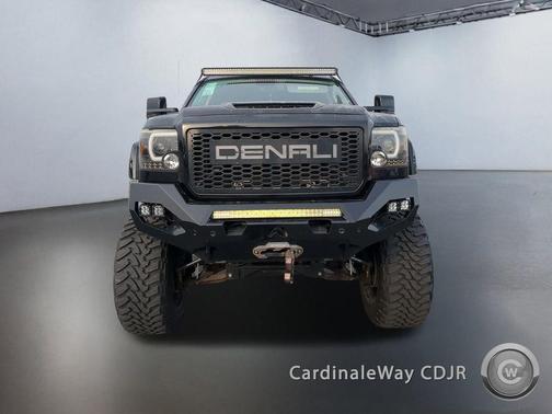 2017 GMC Sierra 2500 Denali