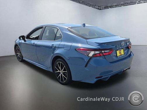Cavalry Blue 2024 Toyota Camry SE