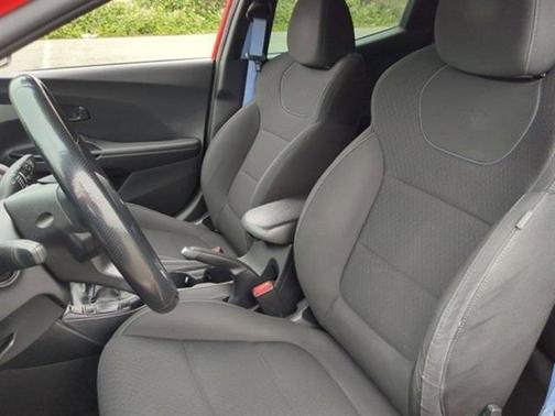 2019 Hyundai Veloster Base