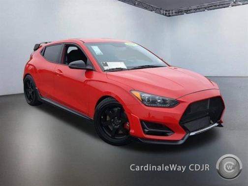 2019 Hyundai Veloster Base