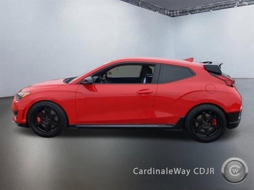 2019 Hyundai Veloster Base