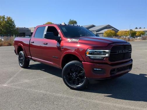 2022 RAM 2500 Laramie Crew Cab 4x4 6'4' Box