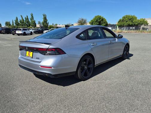 2023 Honda Accord Hybrid Sport-L