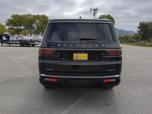 2023 Jeep Wagoneer L Series III 4x4