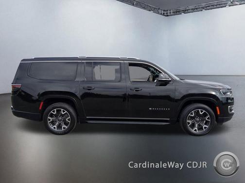 2023 Jeep Wagoneer L Series III 4x4