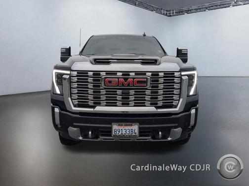 2025 GMC Sierra 2500 Denali