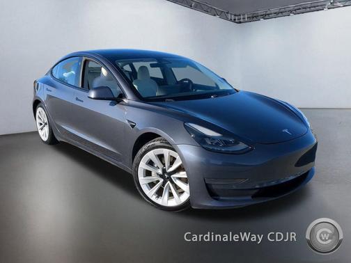 2021 Tesla Model 3 Standard Range Plus