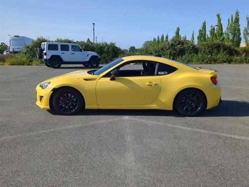 2017 Subaru BRZ Series. Yellow