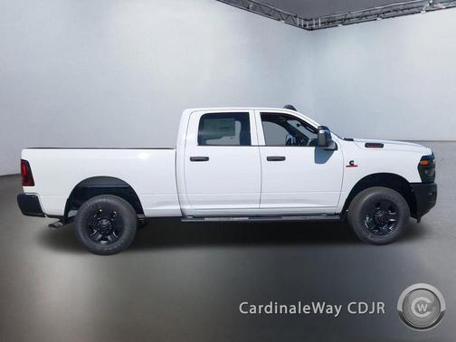 2026 RAM 3500 Tradesman Crew Cab 4x4 6'4' Box