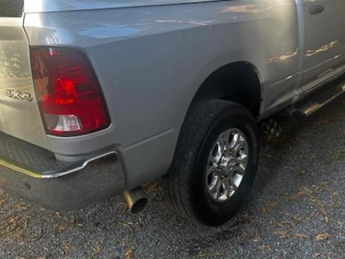 2018 RAM 2500 Tradesman Crew Cab 4x4 6'4' Box