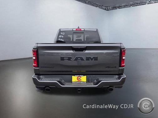 Granite Crystal Metallic Clearcoat 2026 RAM 1500 Big Horn/Lone Star