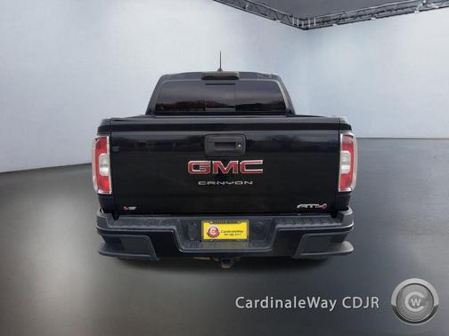 2022 GMC Canyon AT4