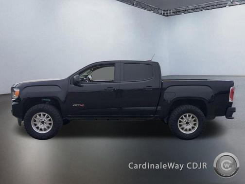 2022 GMC Canyon AT4