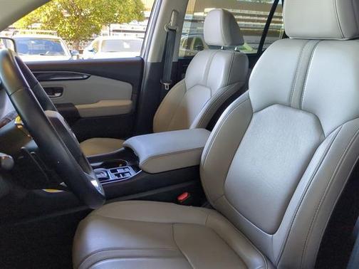 2023 Honda Pilot 2WD EX-L 8 Passenger