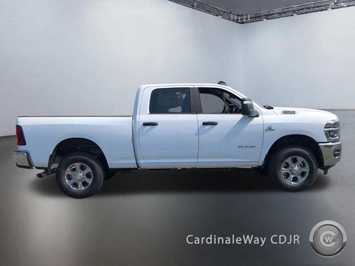 2025 RAM 2500 Big Horn Crew Cab 4x4 6'4' Box