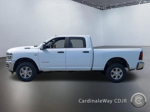 2025 RAM 2500 Big Horn Crew Cab 4x4 6'4' Box