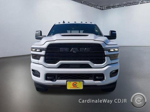 2026 RAM 2500 Laramie Crew Cab 4x4 8' Box