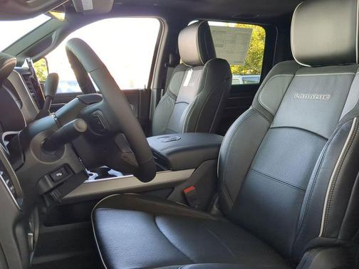 2026 RAM 2500 Laramie Crew Cab 4x4 8' Box