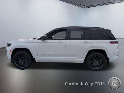 2026 Jeep Grand Cherokee Summit