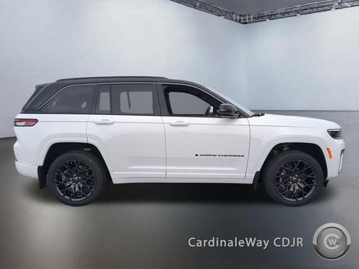 2026 Jeep Grand Cherokee Summit