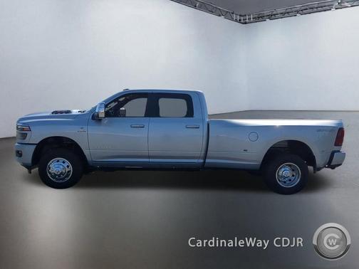 2026 RAM 3500 Laramie Crew Cab 4x4 8' Box