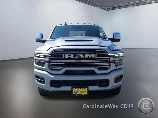 2026 RAM 3500 Laramie Crew Cab 4x4 8' Box