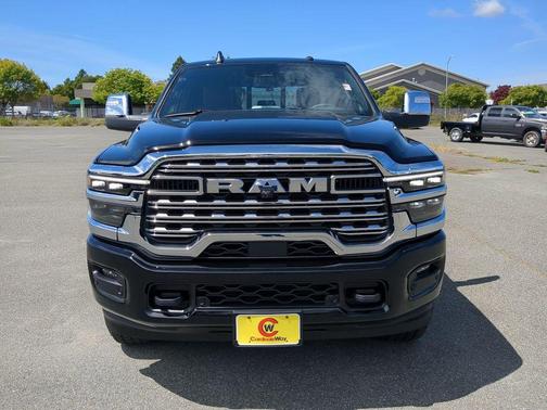 Diamond Black Crystal Pearlcoat 2026 RAM 2500 Limited Crew Cab 4x4 6'4' Box