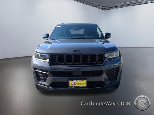 2026 Jeep Grand Cherokee Altitude