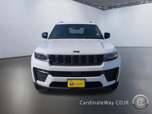 2026 Jeep Grand Cherokee Altitude