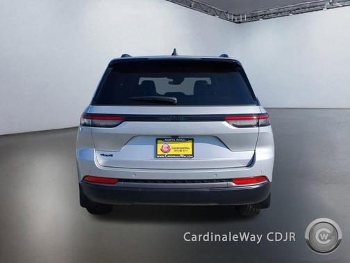 2026 Jeep Grand Cherokee Altitude