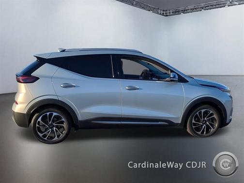 2022 Chevrolet Bolt EUV FWD Premier