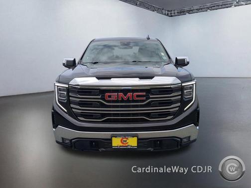 Onyx Black 2025 GMC Sierra 1500 SLT