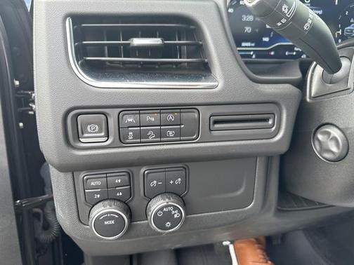 2023 Chevrolet Tahoe 4WD Z71