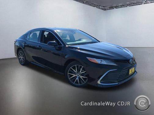 2022 Toyota Camry XLE