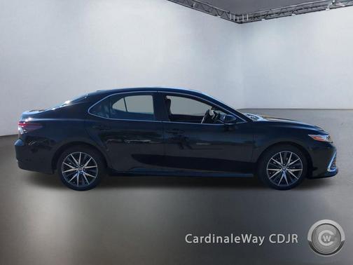 2022 Toyota Camry XLE