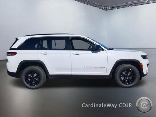 2026 Jeep Grand Cherokee Altitude