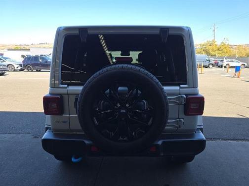 2024 Jeep Wrangler 4xe Sahara