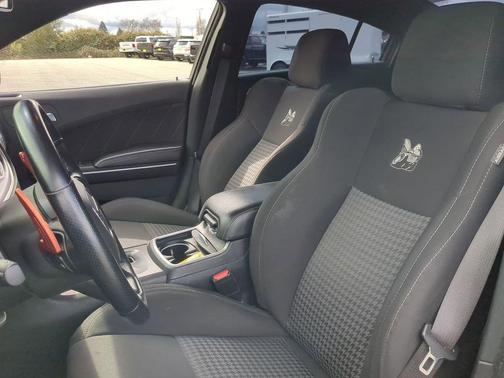 Pitch Black Clearcoat 2021 Dodge Charger R/T Scat Pack