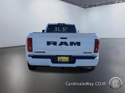 2025 RAM 3500 Laramie Crew Cab 4x4 8' Box