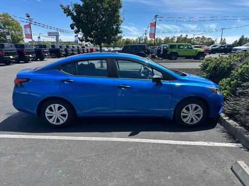 Electric Blue Metallic 2021 Nissan Versa 1.6 S