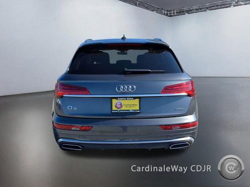 2023 Audi Q5 45 S line Premium