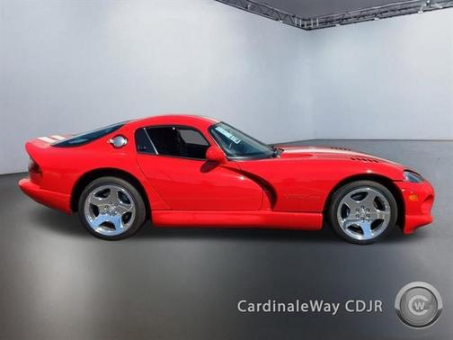 2002 Dodge Viper GTS