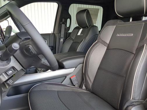 2026 RAM 2500 Laramie Mega Cab 4x4 6'4' Box