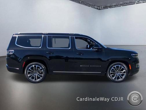 Diamond Black Crystal Pearlcoat 2024 Jeep Grand Wagoneer Series III 4x4