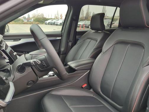 2025 Jeep Wagoneer S Launch Edition