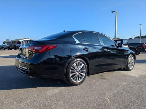 2018 INFINITI Q50 3.0t LUXE