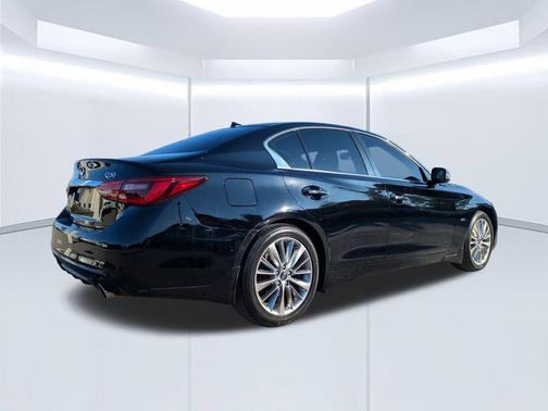 2018 INFINITI Q50 3.0t LUXE