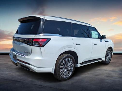 2025 INFINITI QX80 SENSORY AWD