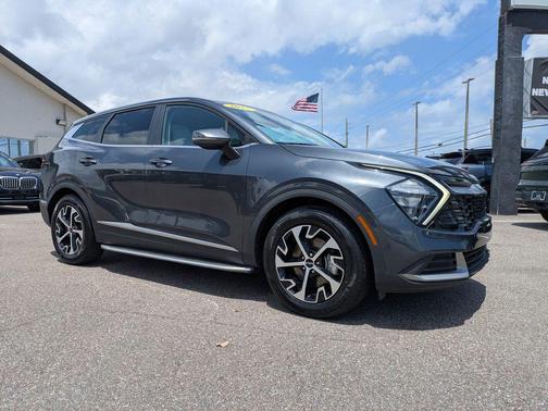 Gravity Gray 2023 Kia Sportage EX