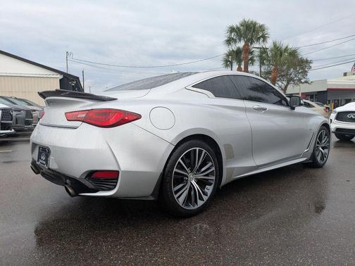 2017 INFINITI Q60 3.0T Premium